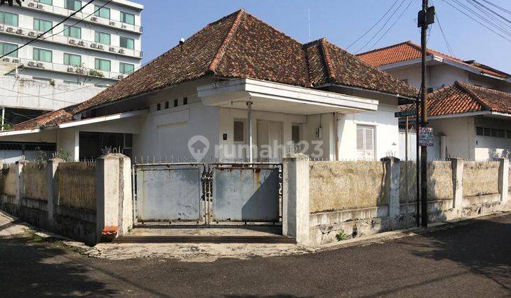 RUMAH LAMA HITUNG TANAH MURAH SHM AREA RIAU MARTADINATA DAGO GEDUNG SATE GASIBU AKSES TOL PASTEUR 1