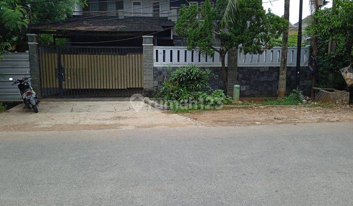 Rumah 2 Lantai Nyaman Dan Asri di Jakarta Timur 2