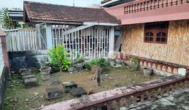 di  rumah bonus tanah di belakang JM lemabang 2