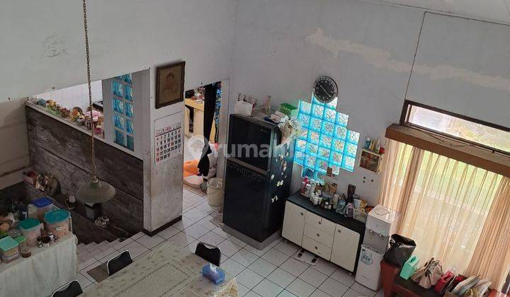 Rumah Klasik Terawat di jl Karang Tineung, Bandung 2