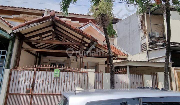 Di JUAL Rumah 2 Lantai, Taman Mahkota Benda Tangerang 1