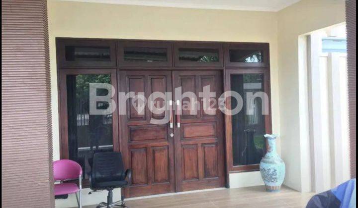 RUMAH 1 LANTAI SANGAT TERAWAT SIAP HUNI,  ROW JALAN 4 MOBIL, 2