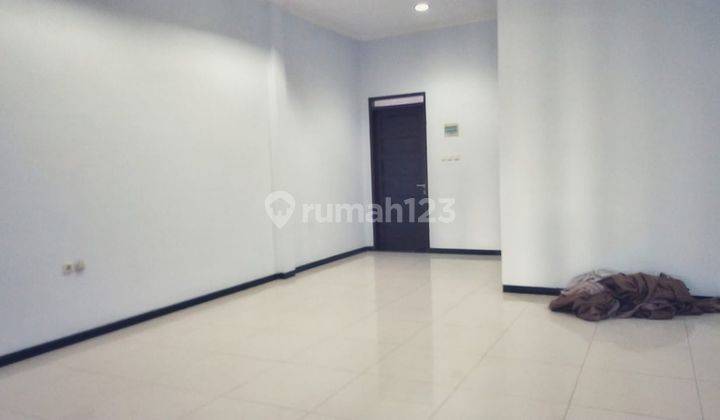 Rumah Lux Jalan Utama Siap Huni Mekarwangi Minimalis Kamar Besar 1