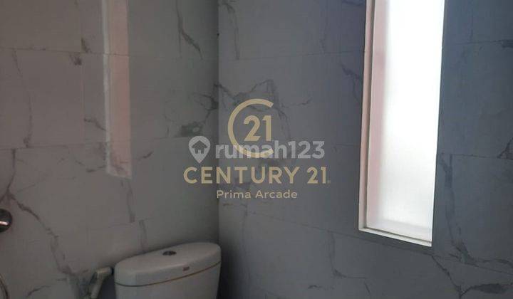 rumah cantik siap huni, posisi hook, lingkungan nyaman
dan strategis di Linea Residence (2579-ID-SH) 2