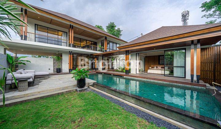 EXCLUSIVE RESIDENCE WITH A MODERN TROPICAL CONCEPT 1