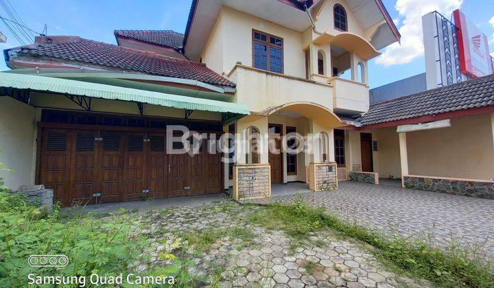 RUMAH HALAMAN LUAS PONOROGO 1