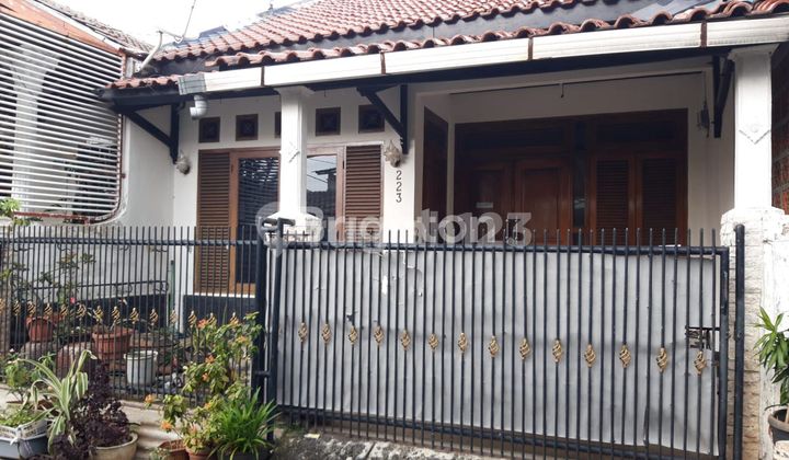 HUNIAN SANGAT STRATEGIS DAERAH DEPOK