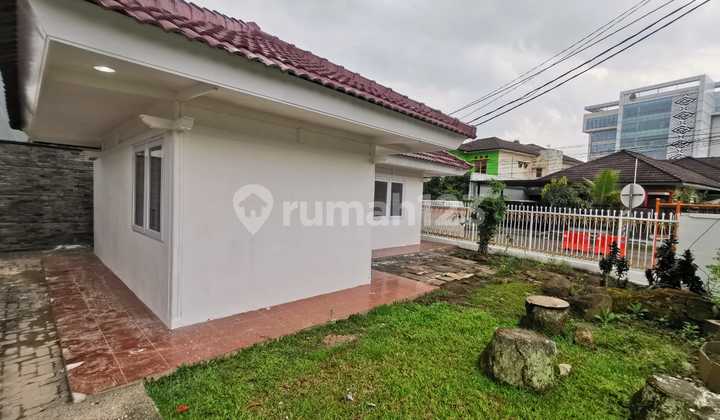 Well-Maintained Luxury House in Sayap Buah Batu, Bandung 2