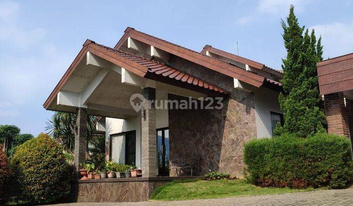 Dijual Villa Bagus Polll Ada Kolam Renang Daerah Trawas Dekat Rustic Market 1