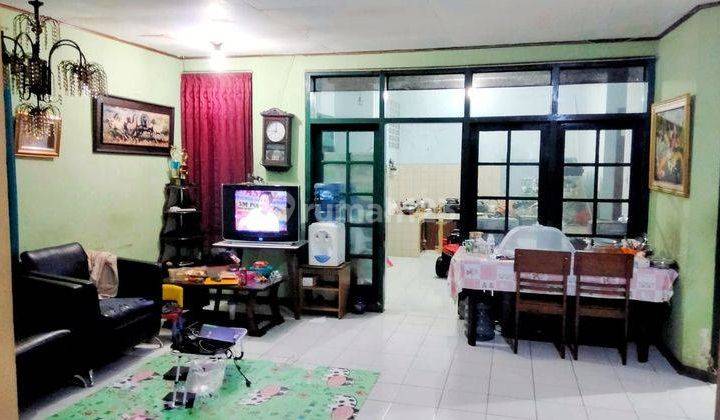 Rumah 2 lantai lokasi super strategis di Jalan Utama Antapani/Terusan Jakarta 1