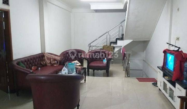 Dijual Rumah/Ruko di Main Road Ciwastra 1