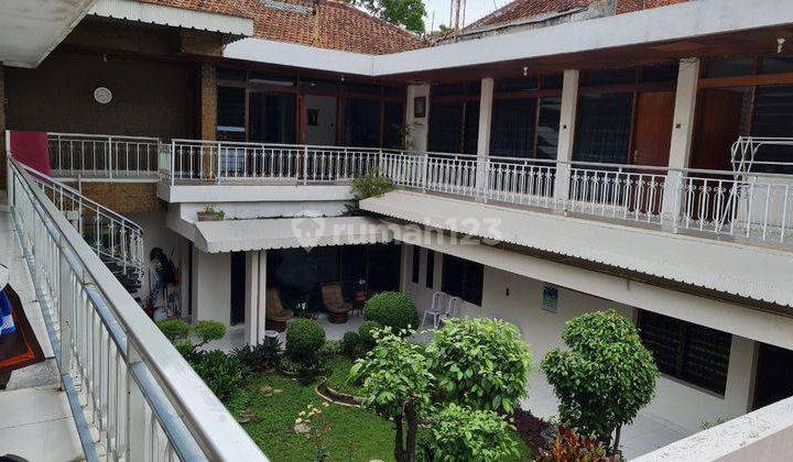 Dijual Rumah Terawat dan Eksklusif di Sayap Jalan Ahmad Yani 2