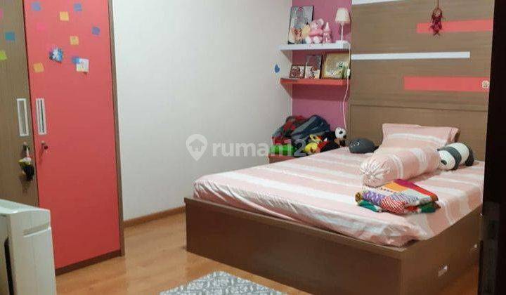 Dijual Cepat, Rumah Bagus Full Furnished di Taman Kopo Indah 1 2