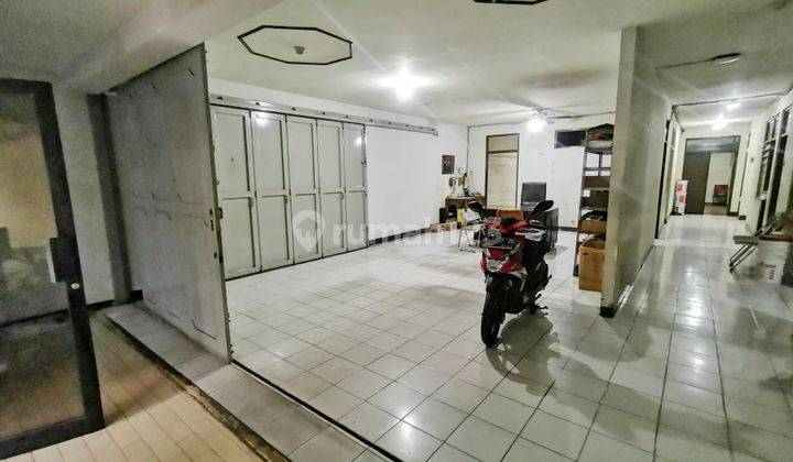 Murah!! Rumah di pinggir jalan utama Kiara Condong 1