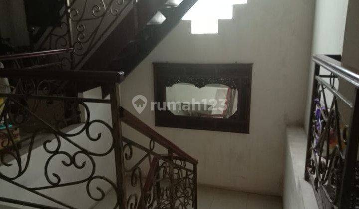 Dijual Rumah tinggal dan tempat usaha pinggir jalan raya di Bintaro sektor 1 2