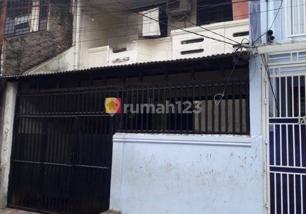 Rumah Siap Huni dan Terawat lokasi strategis di Tomang Jakarta Barat 1