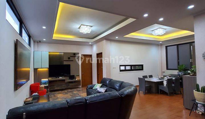 TURUN HARGA! RUMAH LUX MODERN MINIMALIS ELEGAN DI SAYAP SUTAMI 1