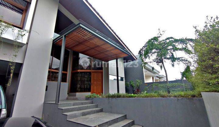 Rumah Lux Strategis di Cluster Budi Asih Setiabudi Bandung Utara 1