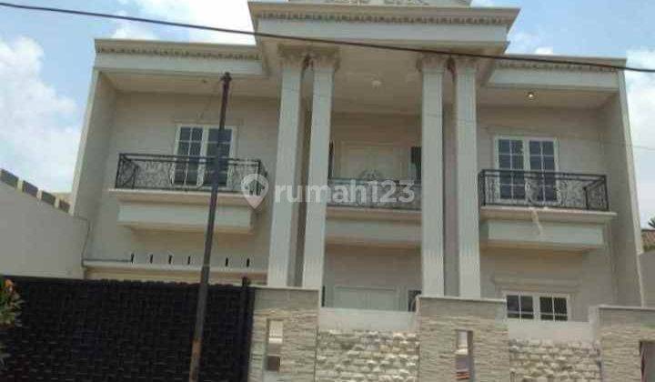 Dijual rumah 2 lantai di pulogebang 1