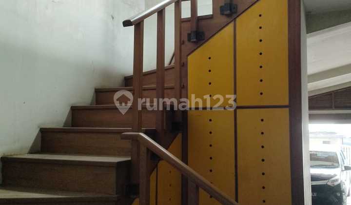 Rumah Mewah Siap Huni Luas 500 Meter di Setra Sari Bandung 2
