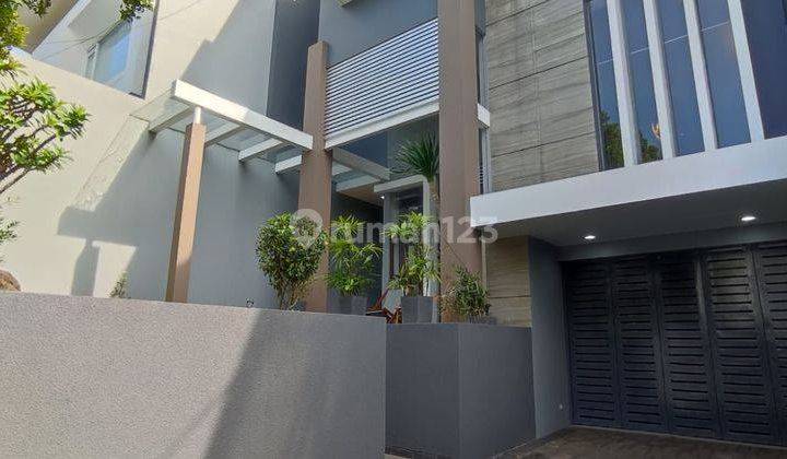 Keren Dan Ciamik Sangad Rumah Minimalis Lux, Fully Furnished Di setraduta Hanya 15 Menit Ke Tol Pasteur 1