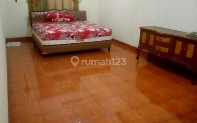 ANA RUMAH 7.5X20M² KONDISI DAN LOKASI BAGUS JELAMBAR 2