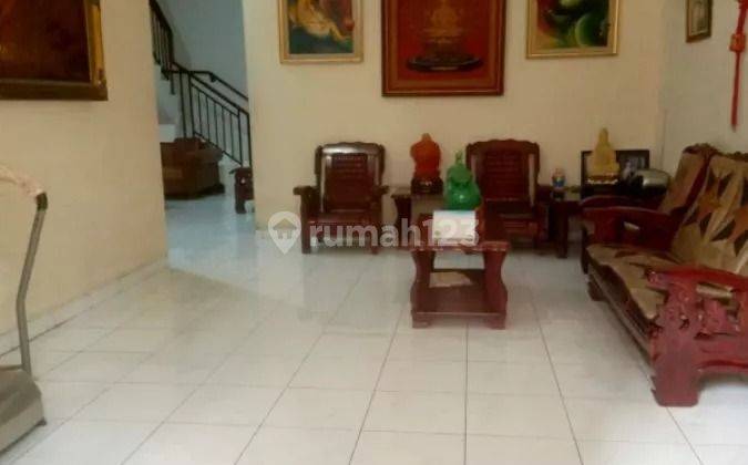 ANA RUMAH 7.5X20M² KONDISI DAN LOKASI BAGUS JELAMBAR 1