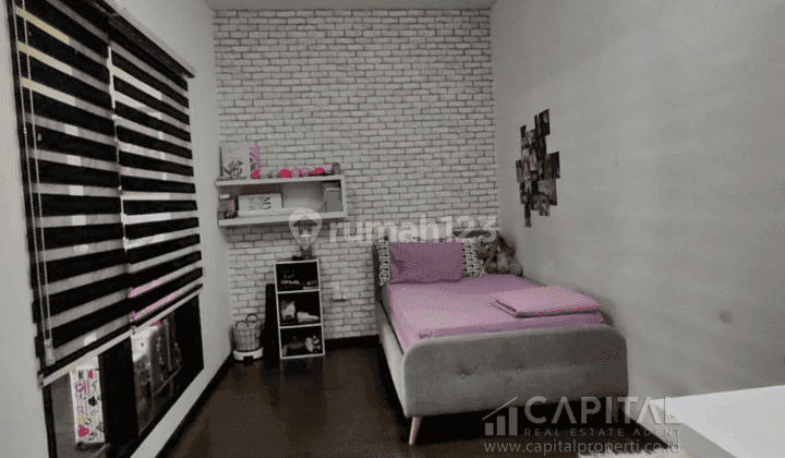 Rumah Cantik Terawat 2 Lantai Tengah Kota di Area Sayap Lodaya Dekat Bkr 2