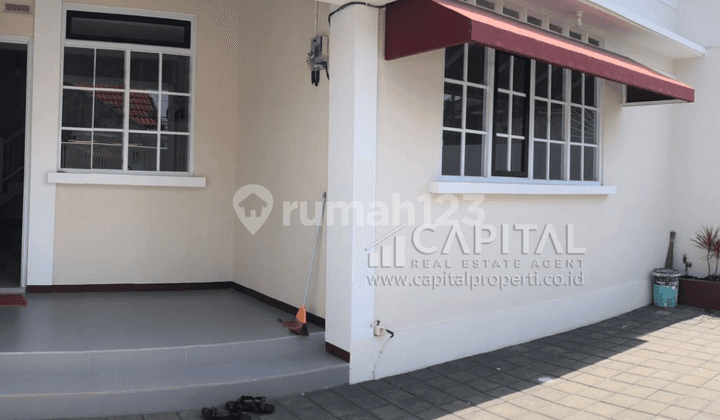 You'll Definitely Fall in Love with the New House in Sangkuriang, Accessible from Kota Mas Complex. You'll Definitely Fall in Love with the New House in Sangkuriang, Accessible from Kota Mas Complex.