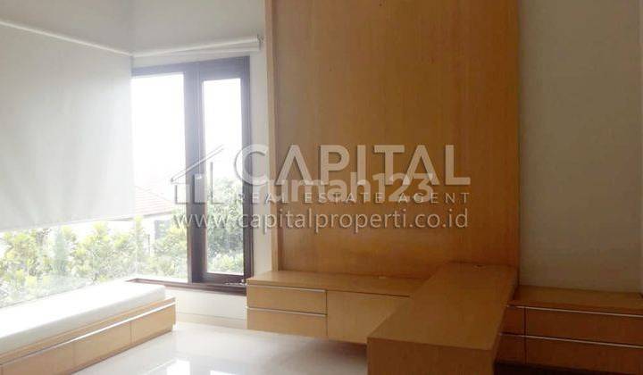 A Cool and Lush House Makes the Heart Calm and Comfortable at Dago Pakar Resort. 2