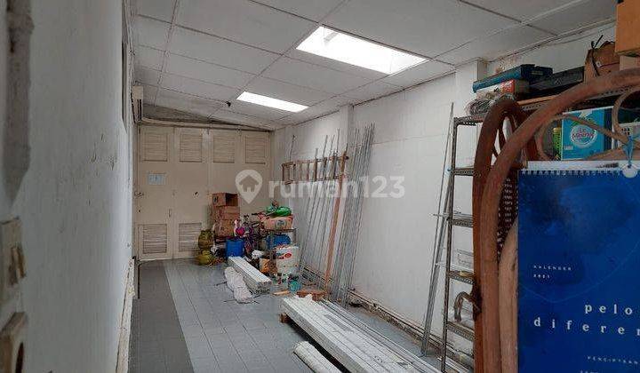 Prime Location Rumah Terawat di Area Gatot Subroto 2