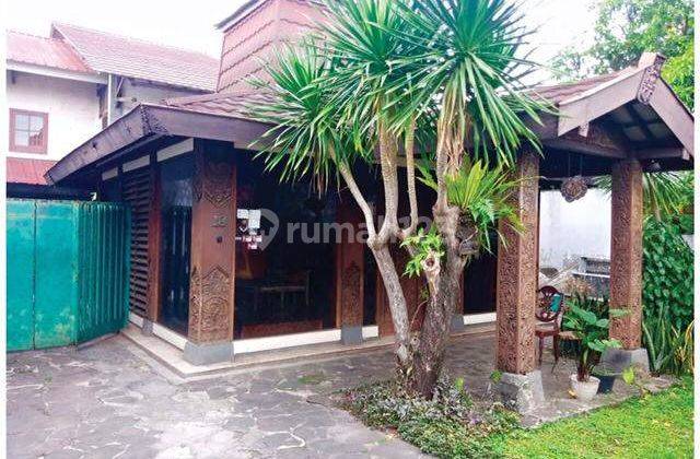 Rumah Luas Dan Bagus Di Kebon Jeruk S6602 1