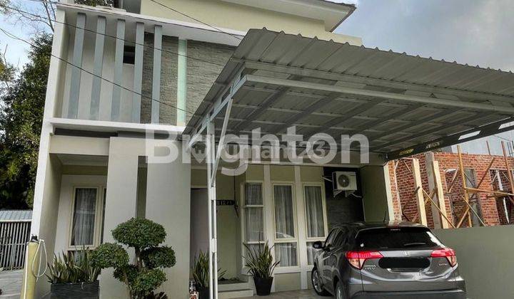 DI  RUMAH DE ROYALE BALIKPAPAN REGENCY LOKASI SANGAT  STRATEGISHANYA 10 MENIT KE BANDARA SAMS BALIKPAPAN 2