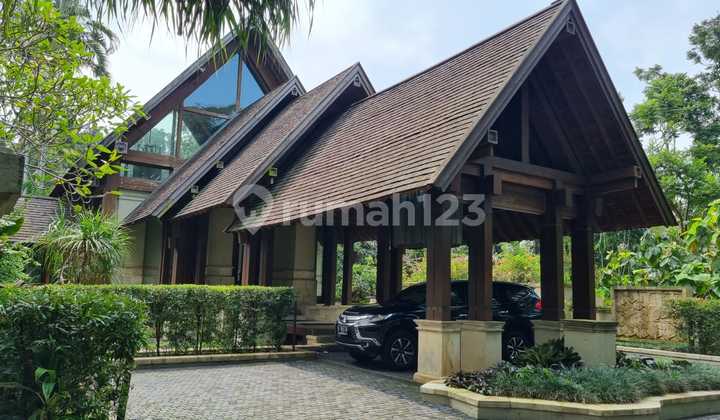 rumah dengan luas 4.081m2 di Taman Golf lippo karawaci Tangerang