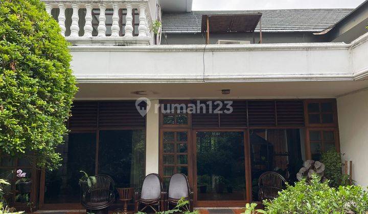 RUMAH  DI DAERAH MENTENG JAKARTA PUSAT 1