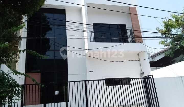 Rumah di Cengkir Timur Kelapa Gading Minimalis Baru