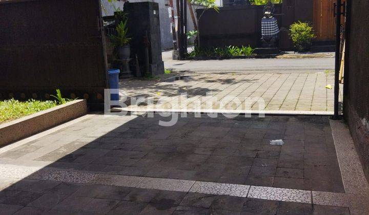 DIKONTRAKAN RUMAH MURAH  SEMI FURNIS AREA DENPASAR 1