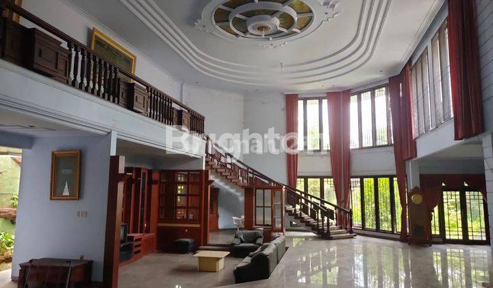 RUMAH BANGUNAN MEWAH, PREMIUM, BONUS TANAH LUAS TULUNGAGUNG 1