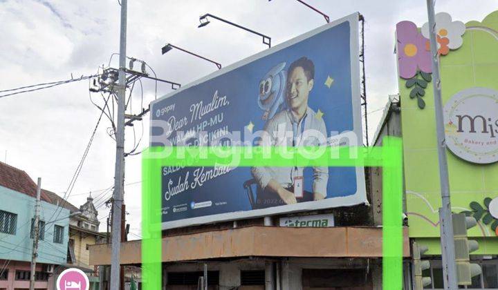 RUANG USAHA!! SIAP PAKAI! LOKASI PREMIUM KOTA SOLO!! 0M RAYA SLAMET RIYADI!! POSISI HOOK! COCOK UTK SEGALA USAHA 2