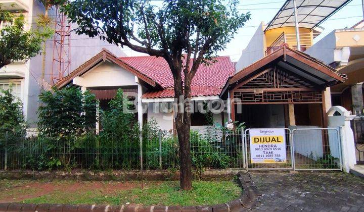 Row Jalan Lebar  Cepat Rumah 1 Lantai Sudah Renovasi di Kemang Pratama 1