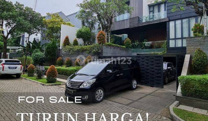 Turun Harga Rumah Bagus Ada Lift Full Furnished di Simprug Golf 1