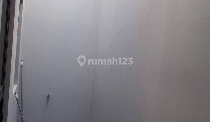 Rumah Royal Residence Wiyung Cluster Serenade 2 Lantai 2