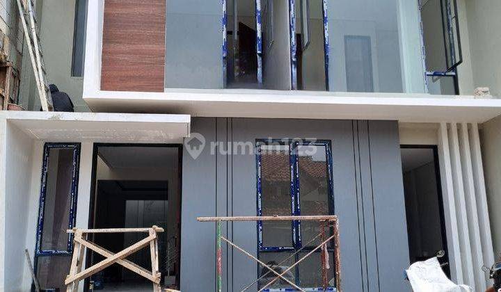 Rumah Citraland Surabaya Baru Gress Cluster dekat GWalk 2