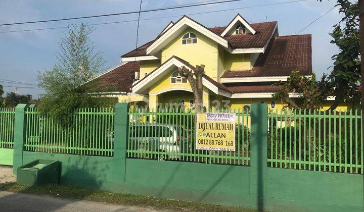 Rumah 2 Lantai dengan Luas Tanah 680 m2 tengah kota, Pekanbaru 1