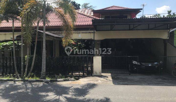 Rumah nyaman di Jalan sekolah luas Tanah 300 m2 1