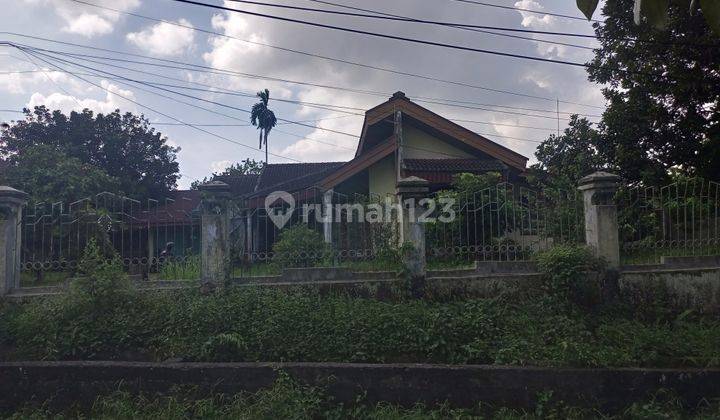 Rumah dengan Halaman yg Luas Di Daerah Gobah - Pekanbaru.. 1