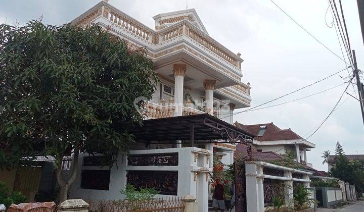 Rumah Megah siap huni  di Payung Sekaki, Pekanbaru.. 1