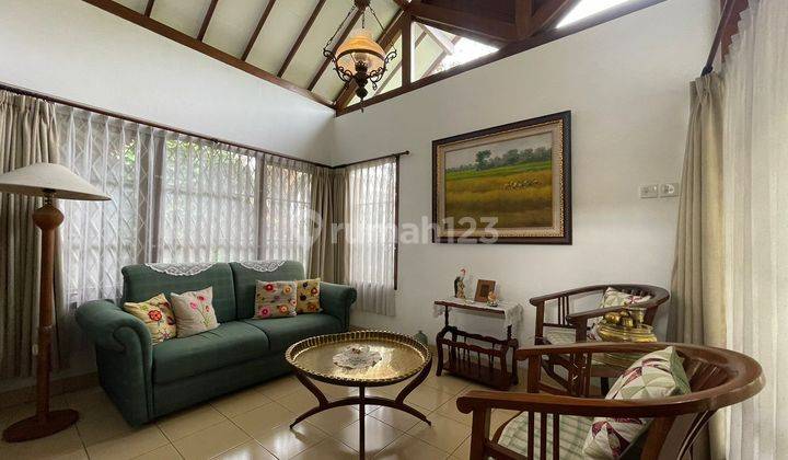 Rumah Cantik dan Nyaman di Cigadung, Bandung 2