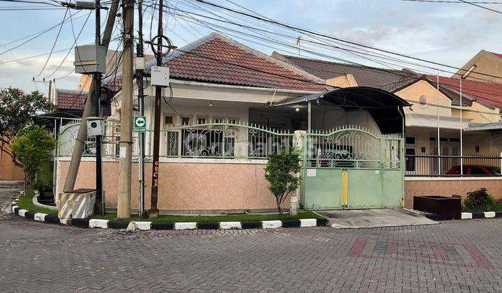 Dijual Rumah 1 Lantai Hook di Mulyosari 1