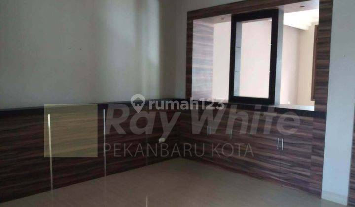 Rumah Mewah 2 lantai di jl. Tuanku Tambusai, Pekanbaru 2